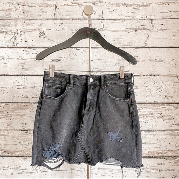 PacSun Black Distressed Frayed Denim Skirt - Picture 1 of 5